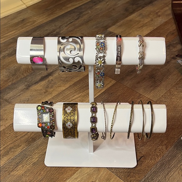 Jewelry - Lot of Assorted Bracelet/Cuffs